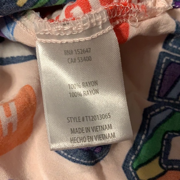 XL Trinity Collective Pride Button down short sleeve shirt - Picture 4 of 4